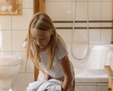 Rodzinne sprzątanie bez marudzenia: sprawdzone sposoby, by dzieci same chciały pomagać