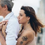 Dom w plecaku: małe rytuały, które zamieniają każdą podróż w bezpieczną przystań