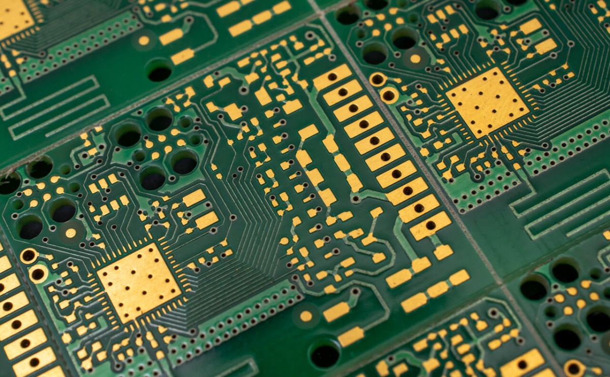 Produkcja elektroniki w smartfonach - jak powstają najnowsze urządzenia?