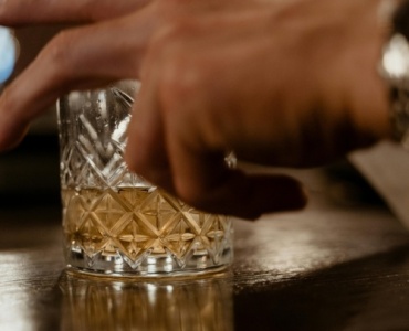 Detoks alkoholowy - czym jest, jak przebiega i dlaczego wymaga opieki medycznej?